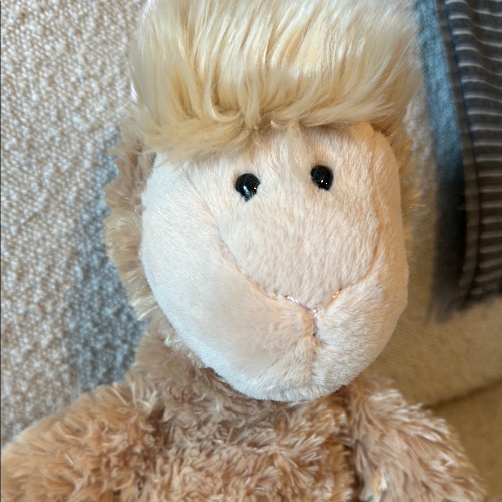 Adorable Plush Llama Toy - Picture 2 of 5